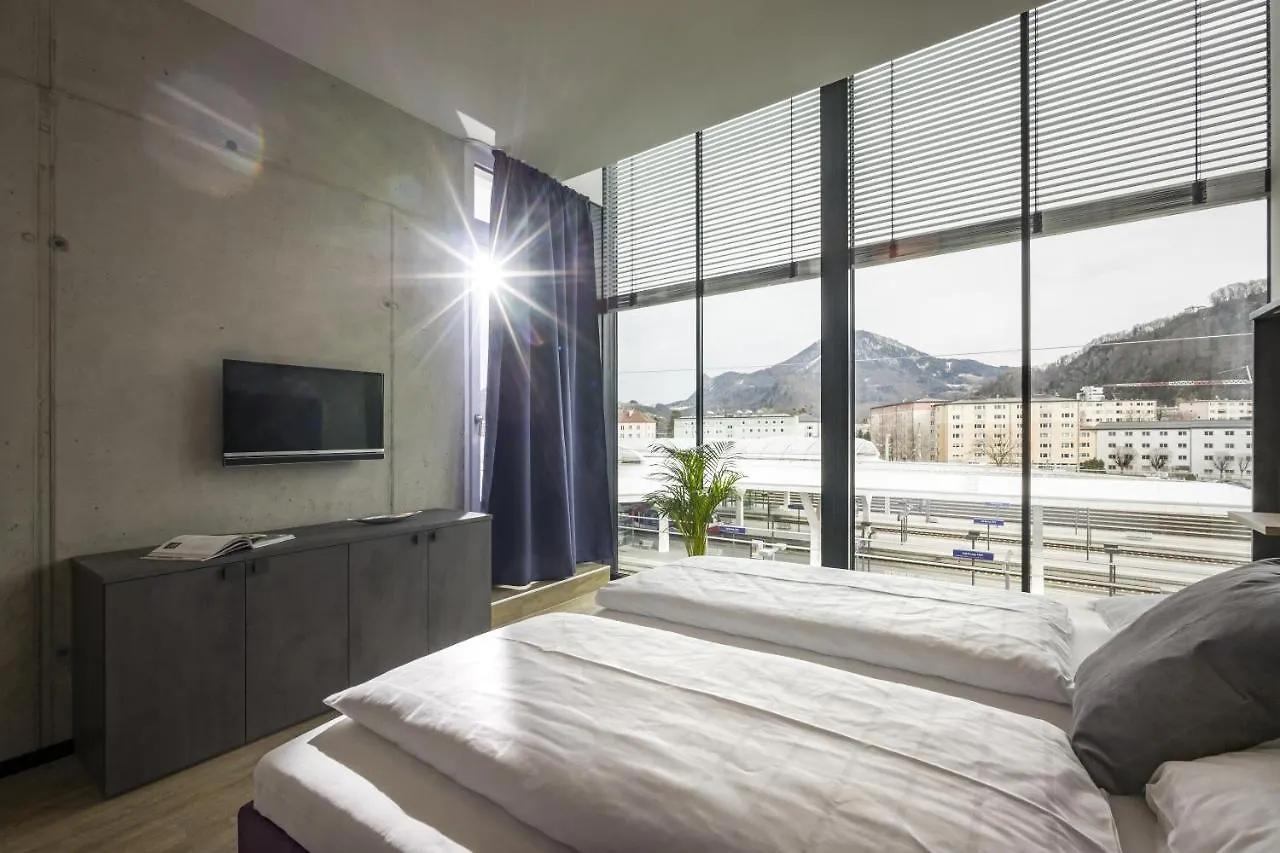 Aparthotel Private Living Perron Hotel Salzburg